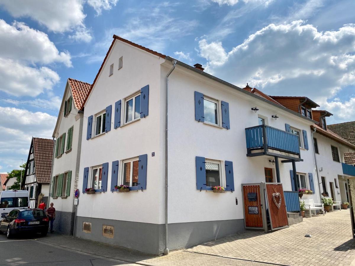 Gastehaus Sellemols Ferienwohnung Kufer Heuchelheim-Klingen Exterior photo